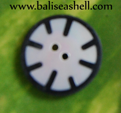 Shell Bali Button