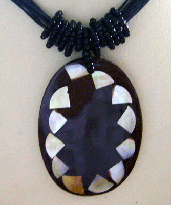 yellow mop shell necklace