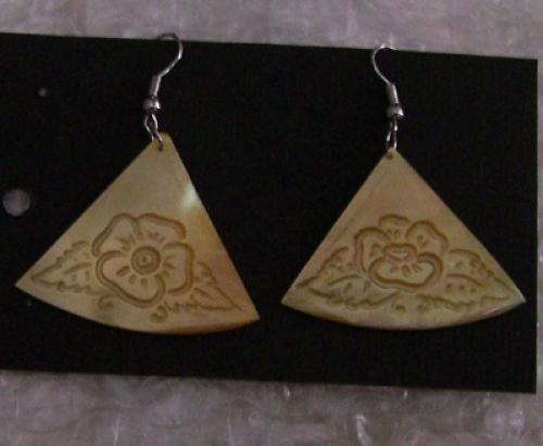 Shell Carving Art Master Indonesia