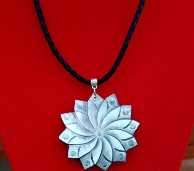 Necklace Heart Pau Shell